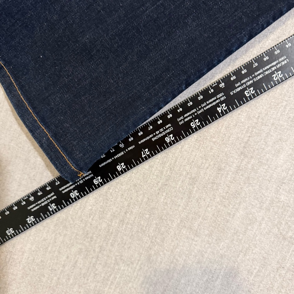 Imogene + Willie Wide Leg Jeans Size 29 x 30 Dark Wash Premium Denim - Picture 11 of 13